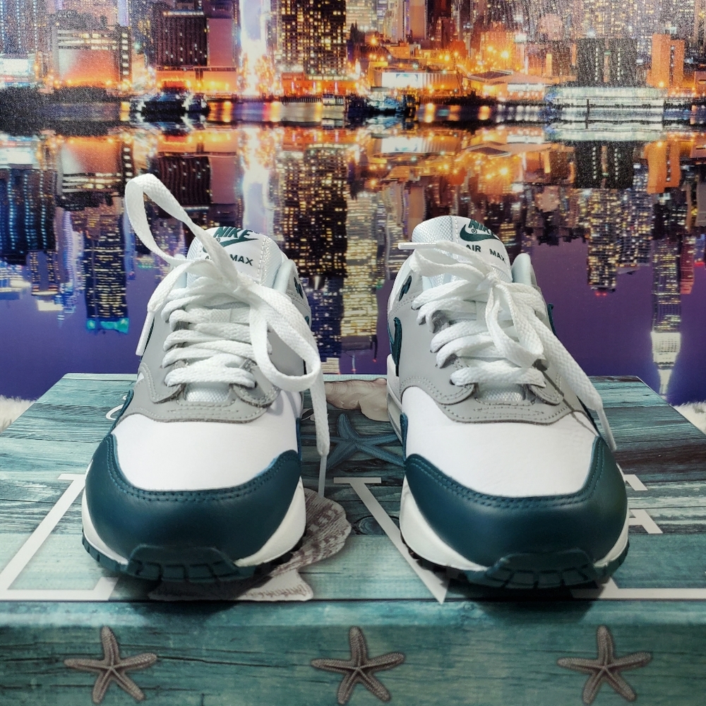 Nike Air Max 1 LV8 - Picture 16 of 16